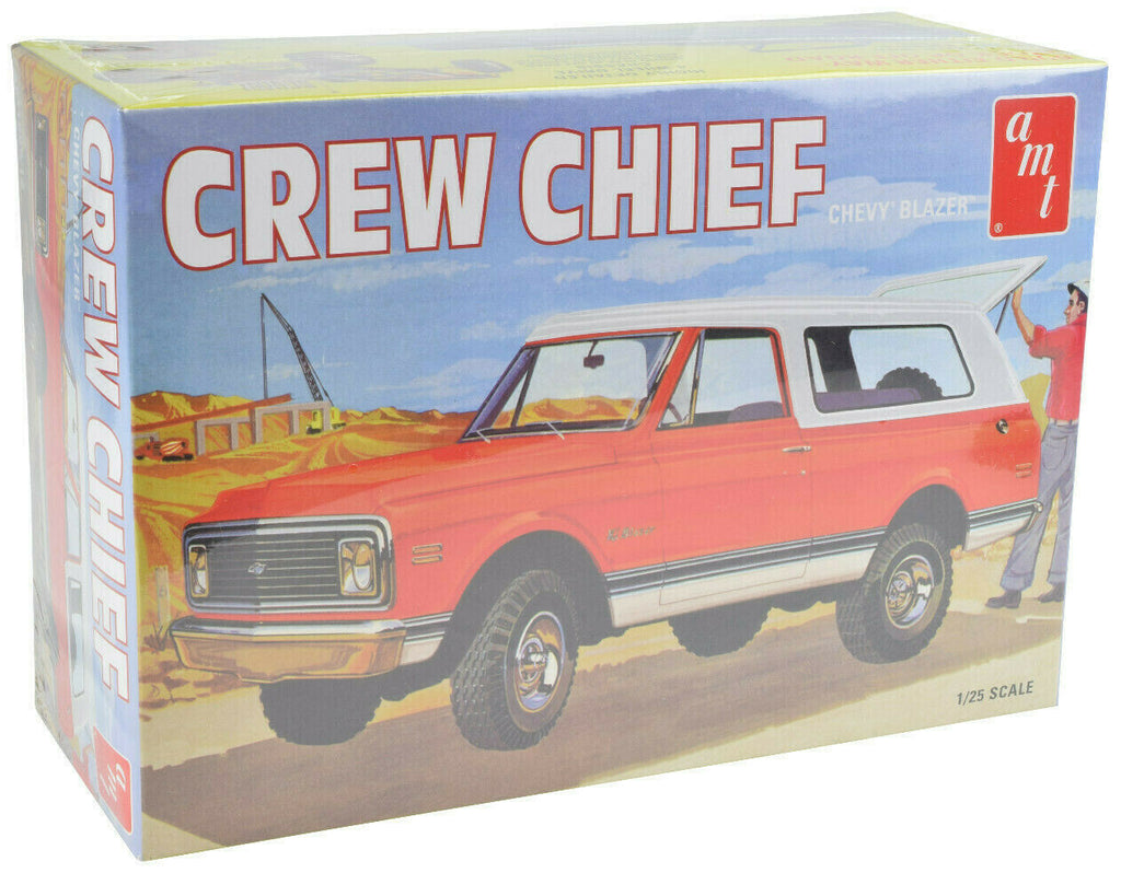 AMT 1972 Chevy Blazer Crew Chief 1:25 Plastic Model Truck Kit 897