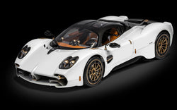 Pocher Pagani Utopia Coupe - Bianco Perla 1/8 Die-Cast Model Kit HK123