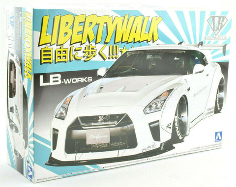 Aoshima Liberty Walk LB Works Nissan R35 GT-R 1.5 #11 1/24 Model Car Kit 05590
